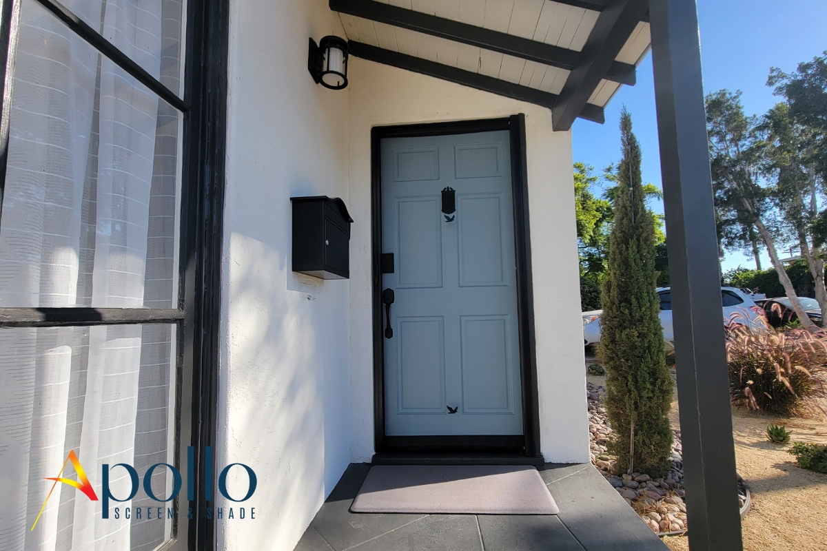 Front Door Retractable Screen 2-4381.jpg